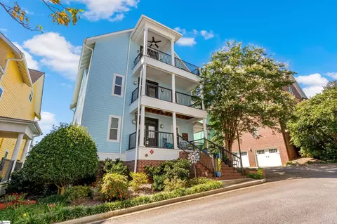 204 E Park Ave #702, Greenville, SC 29601