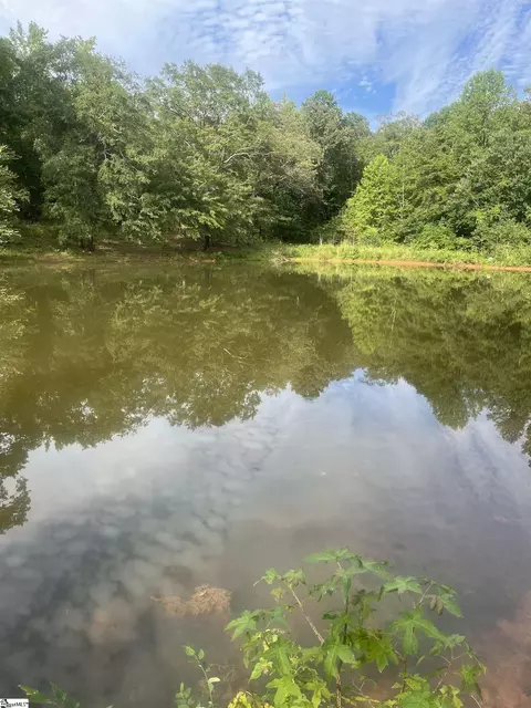 69 Lamb Rd, Lyman, SC 29365