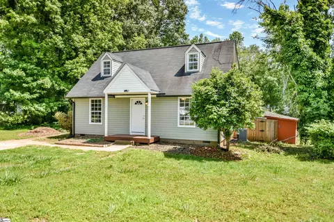 Exterior - 138 Ashdown Dr, Simpsonville, SC 29680 photo 15 of 16