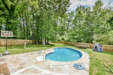 Exterior - 138 Ashdown Dr, Simpsonville, SC 29680 photo 12 of 16