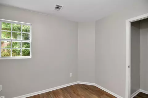 Bedroom - 138 Ashdown Dr, Simpsonville, SC 29680 photo 2 of 4