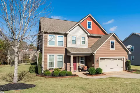 267 Castleton Cir, Boiling Springs, SC 29316