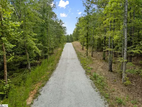 242 Mattie Campbell Rd, Honea Path, SC 29654