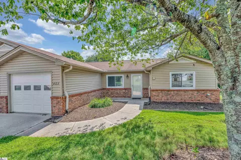 403 Lakeside Cir, Greenville, SC 29615
