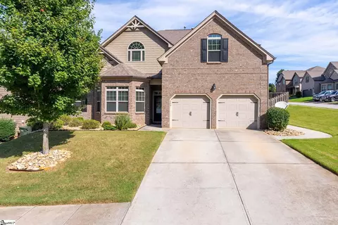 300 Mansfield Ln, Greer, SC 29650