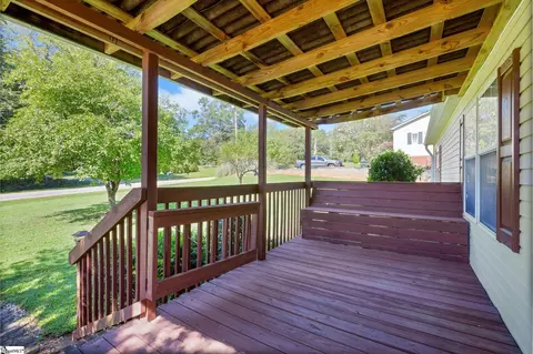 1608 S Mcelhaney Rd, Greer, SC 29651 photo 4