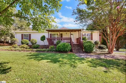 1608 S Mcelhaney Rd, Greer, SC 29651