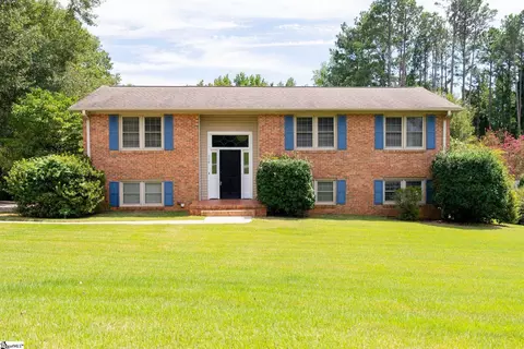 208 Lavonne Ave, Easley, SC 29642