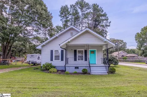 321 W College St, Simpsonville, SC 29681