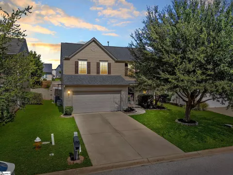 22 Pfeiffer Ct, Simpsonville, SC 29681