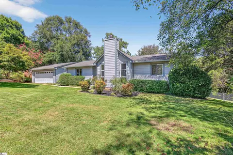 529 Woodland Cir, Pendleton, SC 29670