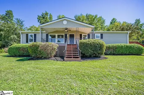 204 N Jamestowne Dr, Easley, SC 29640