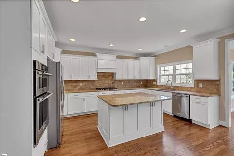 Kitchen - 524 New Tarleton Way, Greer, SC 29650 photo 2 of 2