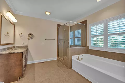Bath - 524 New Tarleton Way, Greer, SC 29650 photo 1 of 5