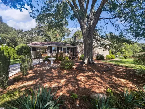4 Delray Aly, Greenville, SC 29617