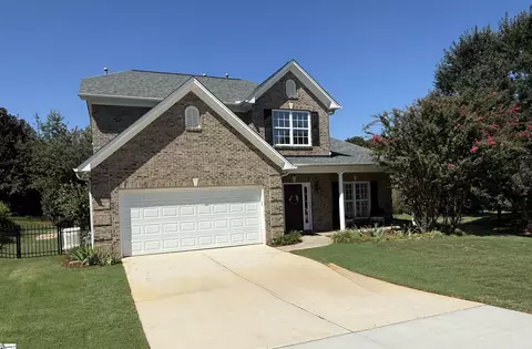 10 Plassey Ln, Greenville, SC 29609