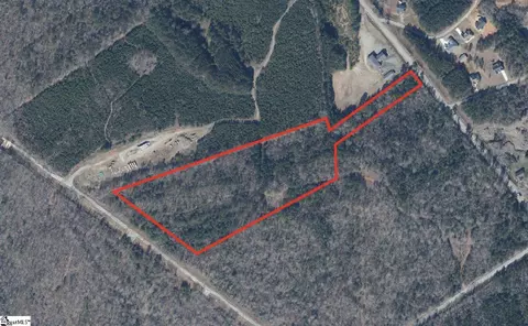 1428 Broadway Lake Rd, Anderson, SC 29621