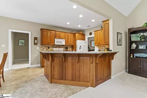 Kitchen - 219 Compass Pt, Ninety Six, SC 29666 photo 3 of 3