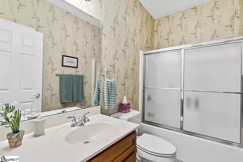 Bath - 219 Compass Pt, Ninety Six, SC 29666 photo 3 of 3