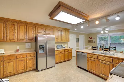 Kitchen - 116 Halifax Rd, Easley, SC 29640 photo 3 of 4