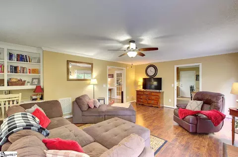 Living - 116 Halifax Rd, Easley, SC 29640 photo 2 of 2