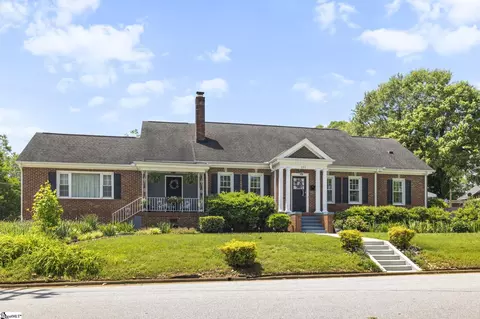 201 W Arlington Ave, Greer, SC 29650