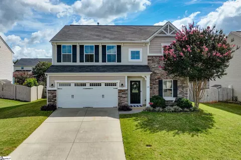 59 Young Harris Dr, Simpsonville, SC 29681