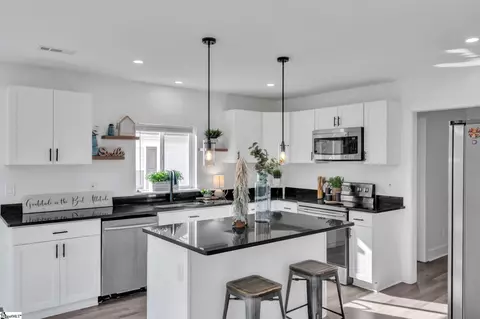 Kitchen - 322 E Bearden St, Greer, SC 29651 photo 1 of 2