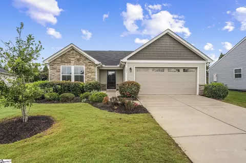 504 Harwood Ct, Greenville, SC 29617