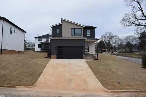 123 Jackson St, Greer, SC 29650