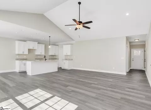 110 Baker Ct, Easley, SC 29640 photo 3
