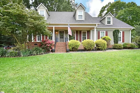 110 Forrester Creek Dr, Greenville, SC 29607