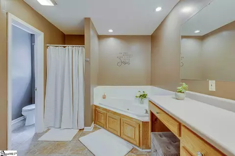 Bath - 340 Adger Rd, Easley, SC 29642 photo 2 of 5