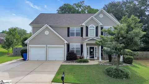 105 Saddlebrook Ln, Greenville, SC 29607