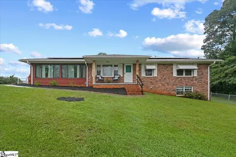 1473 E Tamassee Dr, Seneca, SC 29672