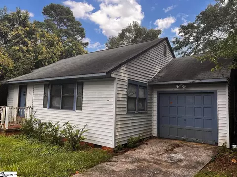 162 Watkins Ct, Spartanburg, SC 29301