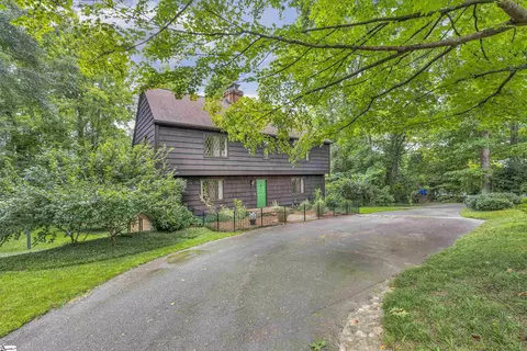 100 W Seven Oaks Dr, Greenville, SC 29605
