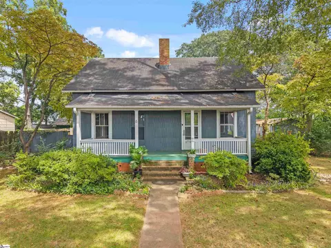 6 Stephenson Ave, Greenville, SC 29617