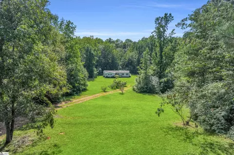 723 Durbin Ridge Rd, Fountain Inn, SC 29644