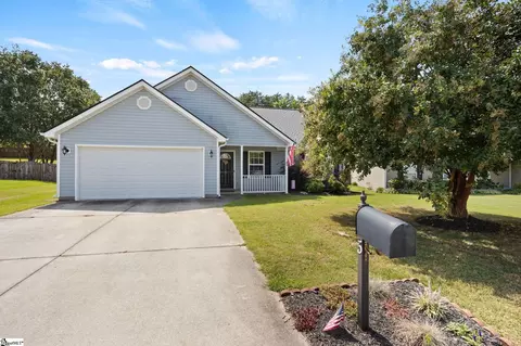 5 Calalla Ct, Taylors, SC 29687