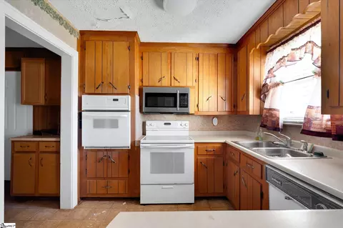 115 Tripp St, Williamston, SC 29697 photo 12