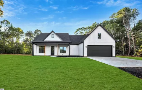1350 Old Canaan Rd, Spartanburg, SC 29306