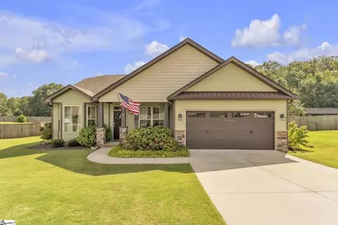 5 Kingsfield Pl, Piedmont, SC 29673