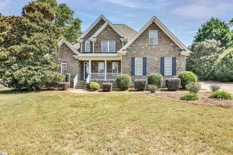 4 Rosefield Ct, Fountain Inn, SC 29644
