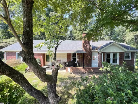 1114 Roper Mountain Rd, Greenville, SC 29615