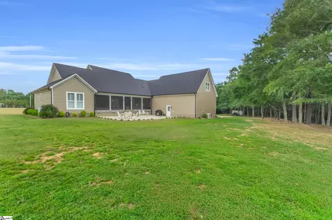 Exterior - 1020 Reedy Fork Rd, Pelzer, SC 29669 photo 4 of 5