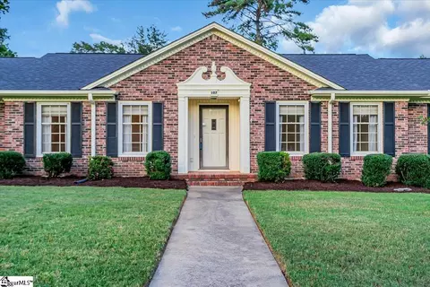 107 Wellington Dr, Mauldin, SC 29662