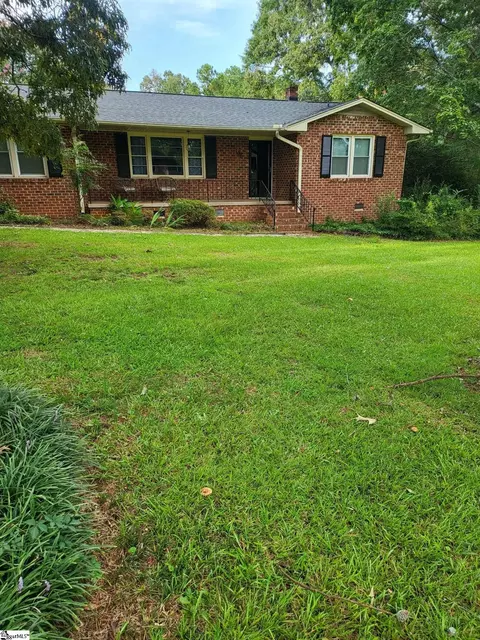 106 Ross St, Piedmont, SC 29673