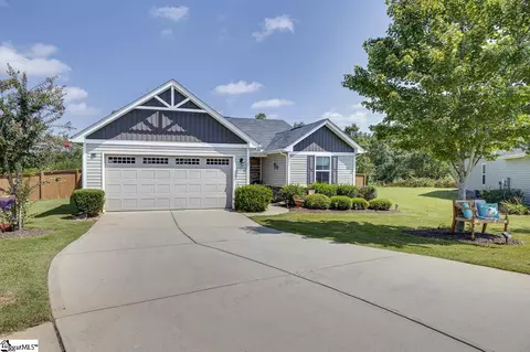646 Lynndale Ct, Greenville, SC 29617