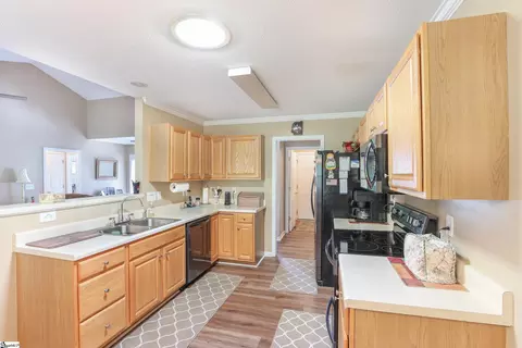 Kitchen - 120 Rounded Wing Dr, Easley, SC 29642 photo 2 of 2